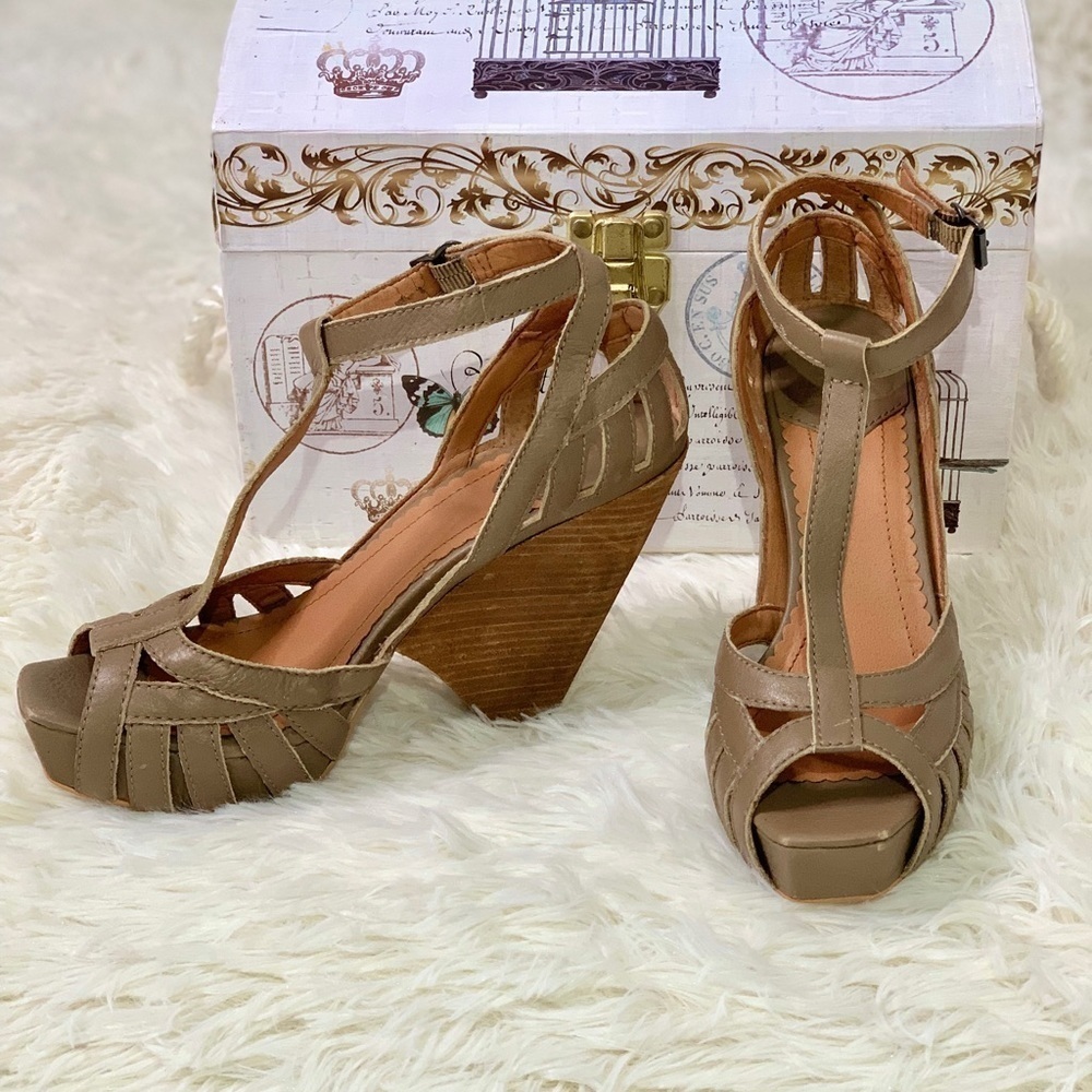 Lucky Brand LK Randy, leather Taupe Wooden Wedges, 9